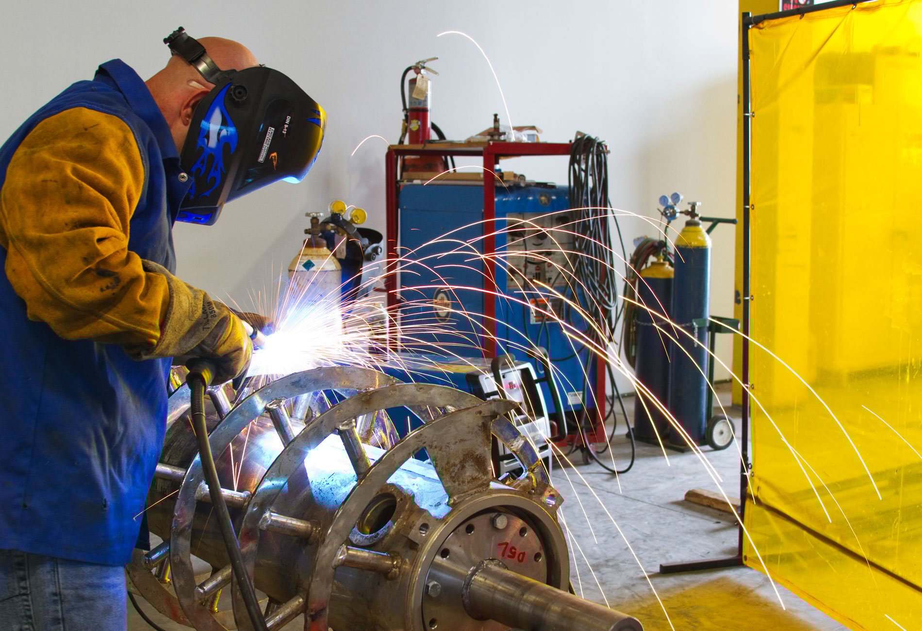 water-wastewater-careers-service-welding