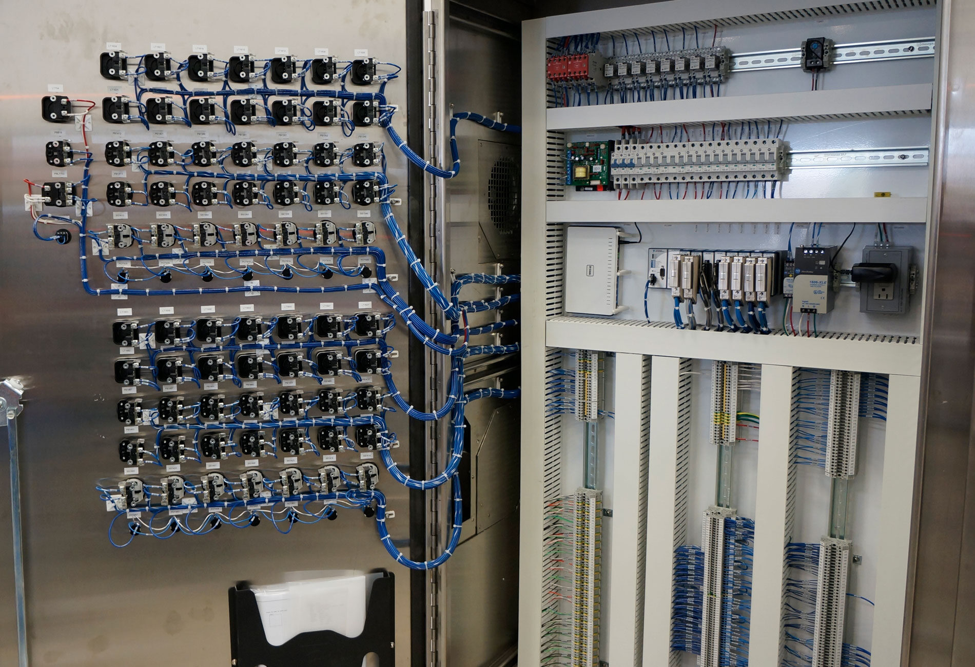 USA-manufacturing-equipment-decanter-centrifuge-control-panel-1 USA-manufacturing-equipment-decanter-centrifuge-control-panel-1
